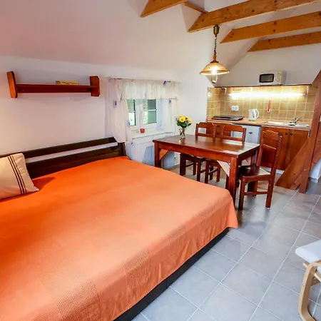 Aparthotel Teddy Kvilda Exterior photo